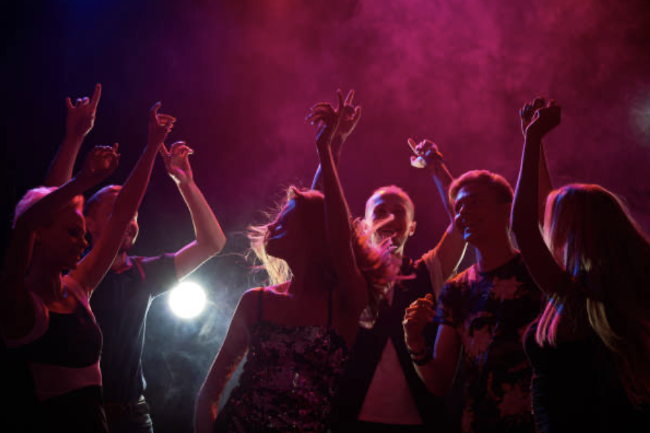 Soirée étudiante, ambiance, détente, musique